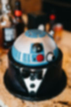 R2D2 Star Wars groom's cake