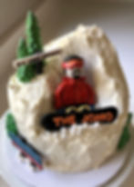 Snowboarder groom's cake